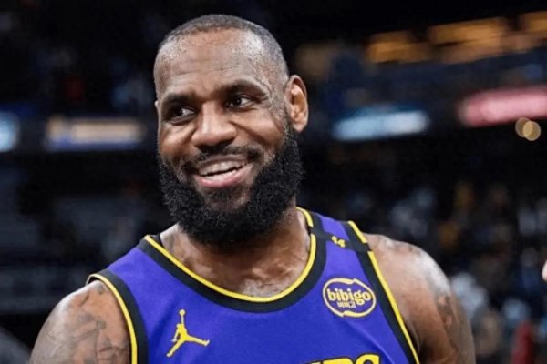 Shams: LeBron rõ ràng cảm thấy rằng Lakers hiện đang ở trong một tư duy định hướng tương lai hơn