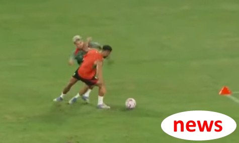 Đào tạo mở của Liverpool mà không thương xót, Salah và Dias đã tổ chức một cuộc đối đầu thể chất khốc liệt